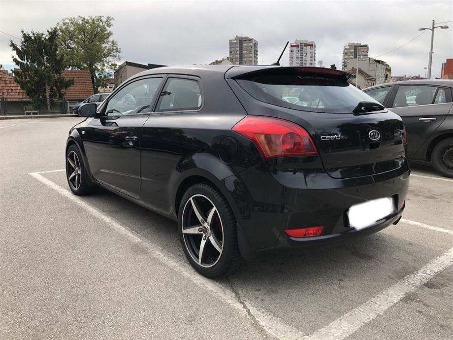 Kia proceed 2010