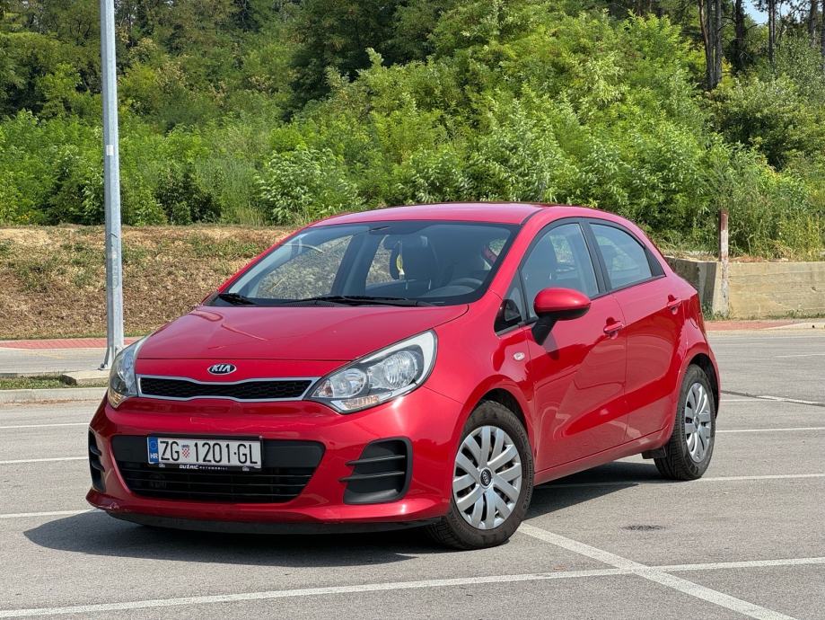 Kia Rio Crdi Ex Prvi Vlasnik Klima Mf Volan God