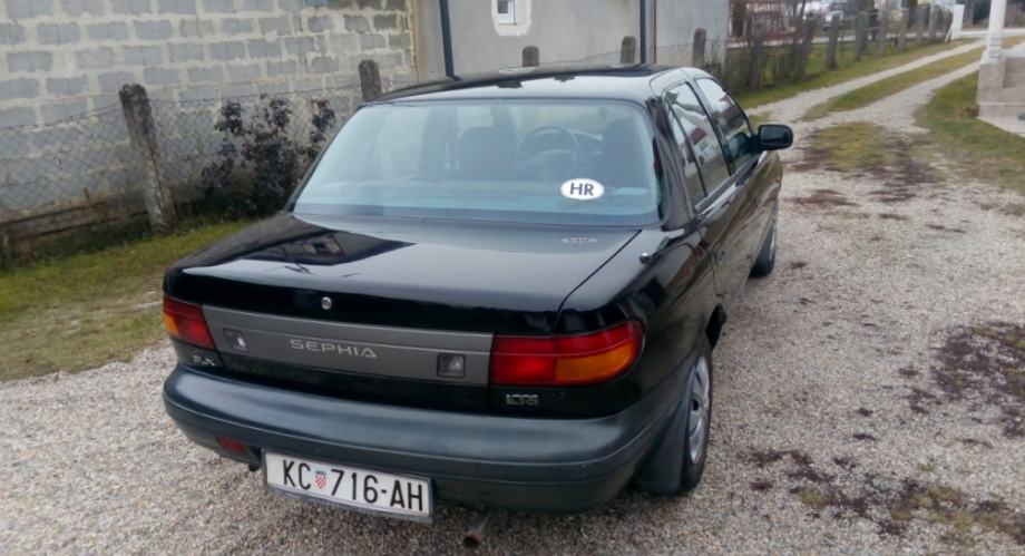 Kia sephia 1993