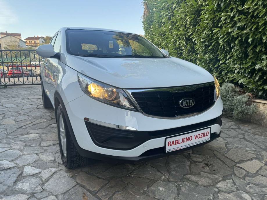 Kia Sportage 1,6 LX 2015 god-1.vlasnik -106.626 km