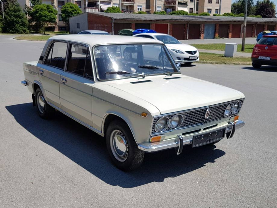 Lada 110 м