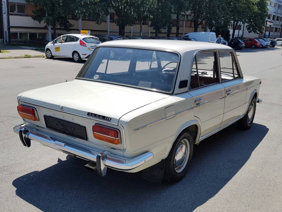 Lada 110 м