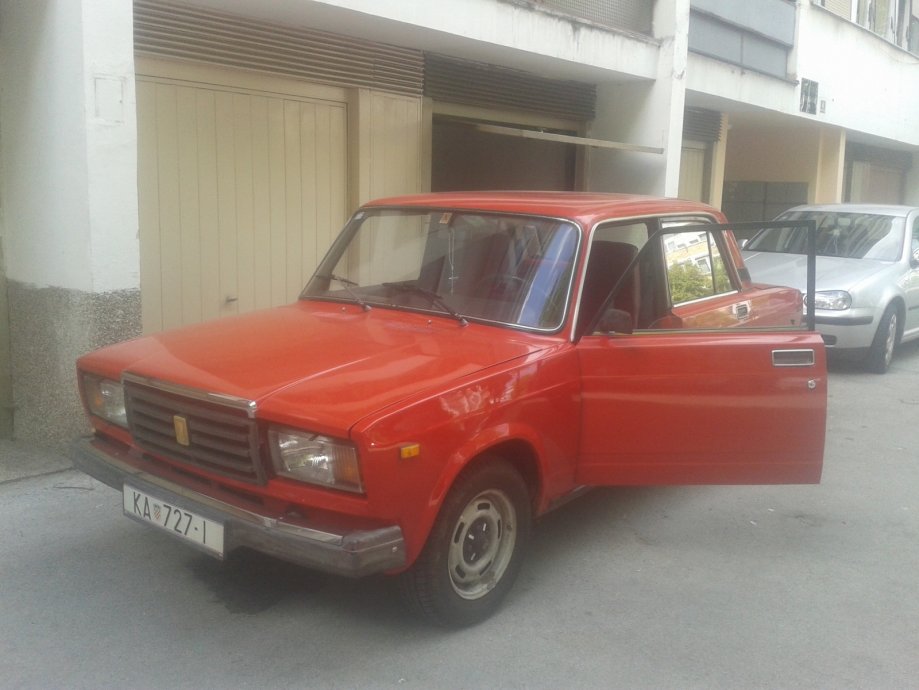 Эмблема lada 1300