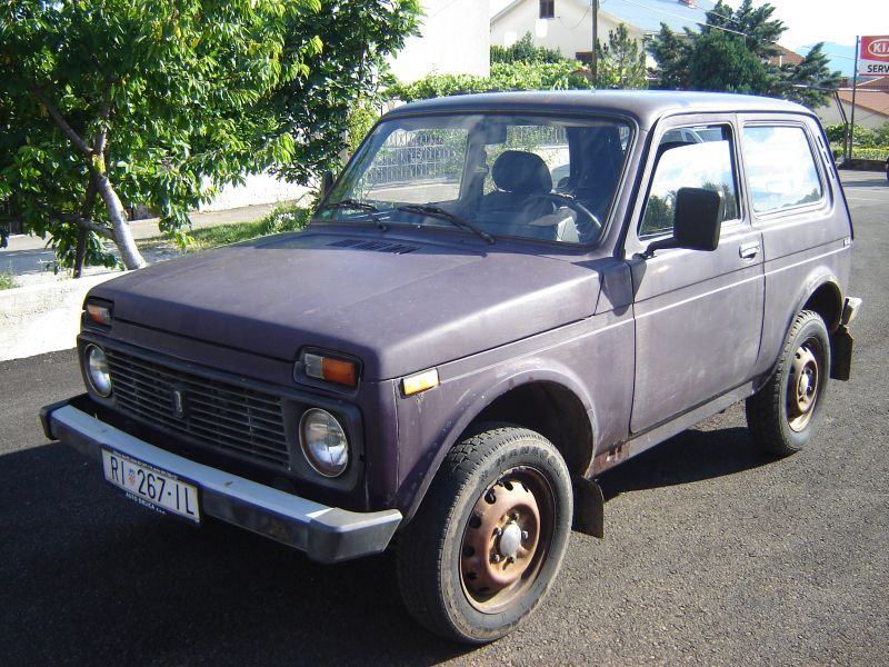 Lada Niva 1.7 PLIN//REGISTRIRANA