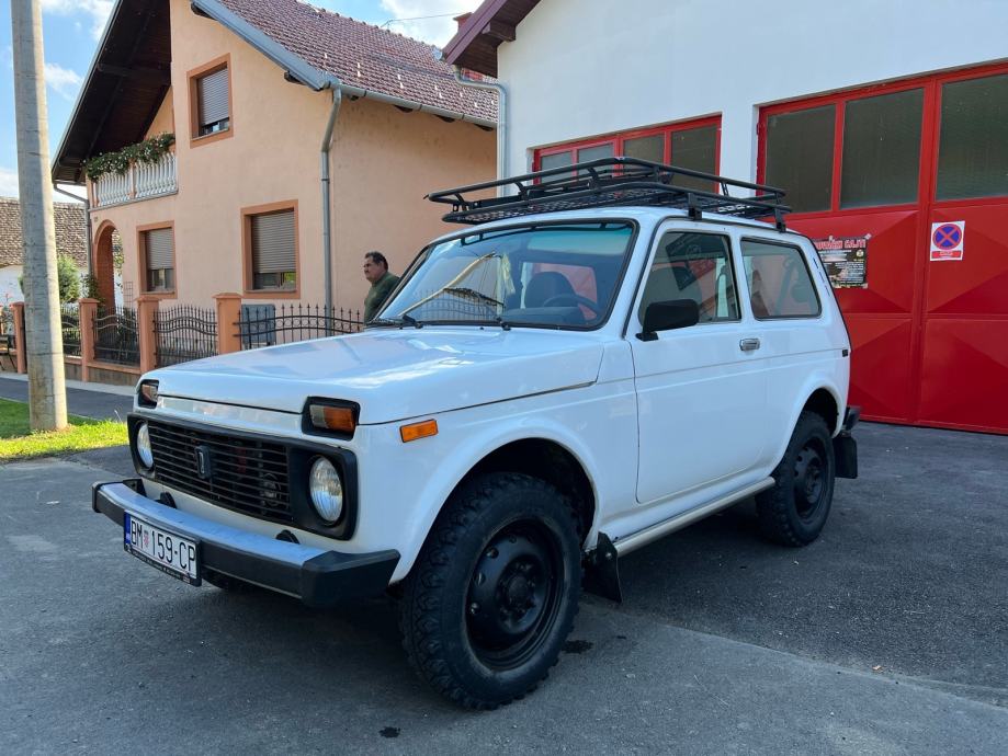 Lada Niva 1700