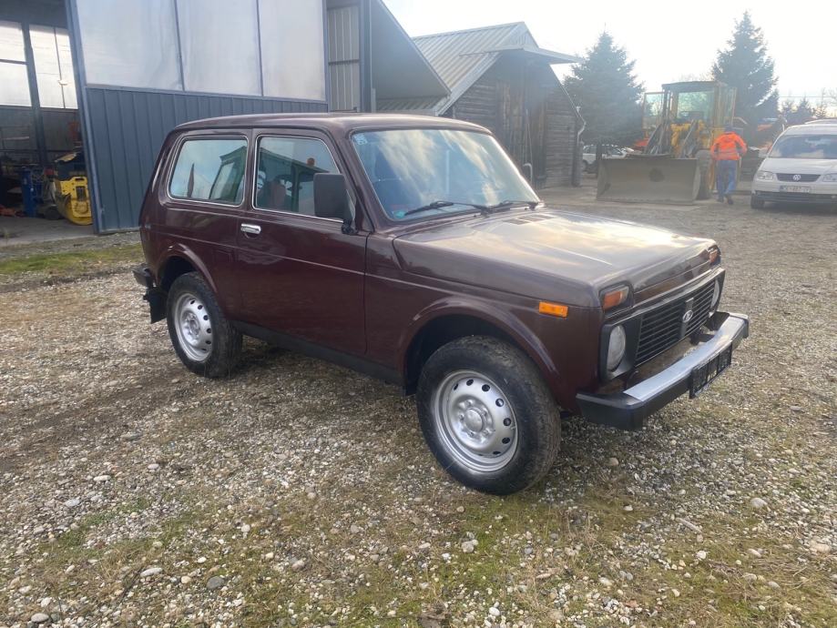 Lada Niva 1700