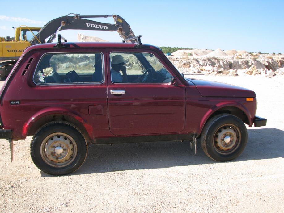 Lada Niva 1700