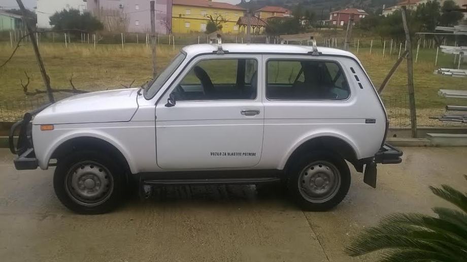 Lada Niva 1700