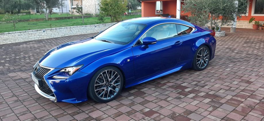 Lexus RC 200t