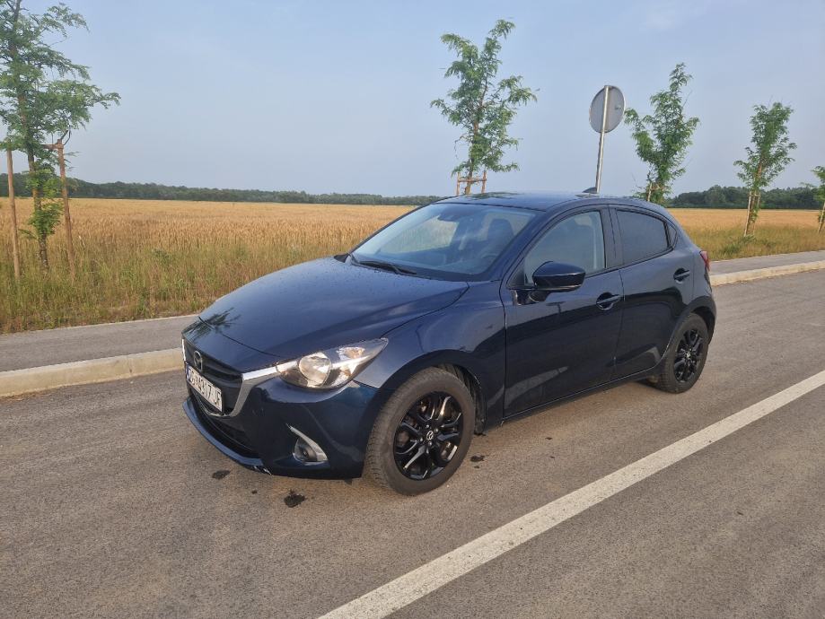 Mazda 2 G75 Takumi, Navi, Kamera