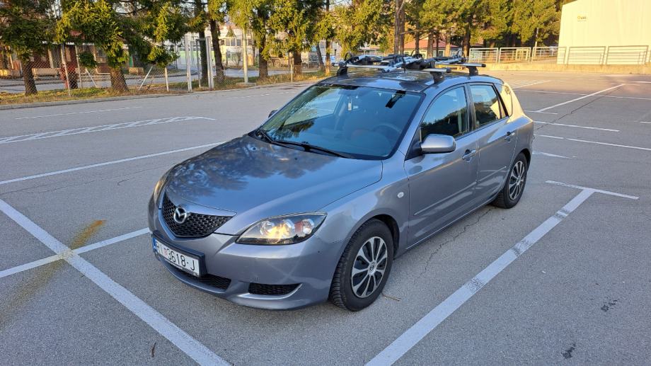 Mazda 3 1.6 reg. 9/25 / 2 seta guma / nova baterija i diskovi