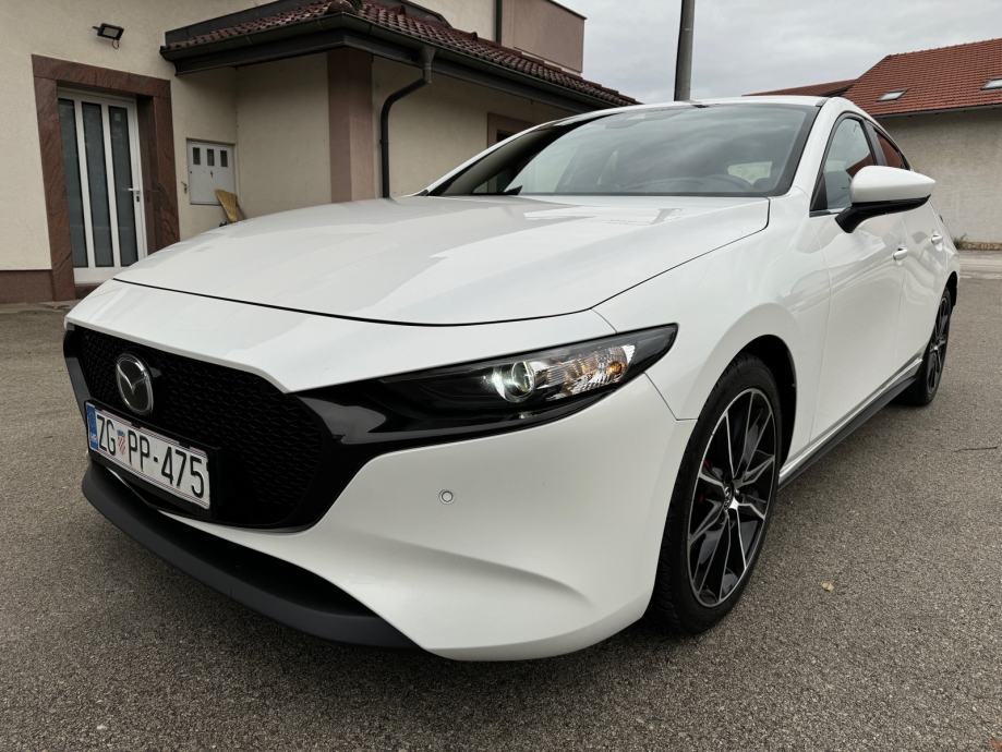 Mazda 3 D116 full oprema bose kupac ne plača prijenos vlasništva