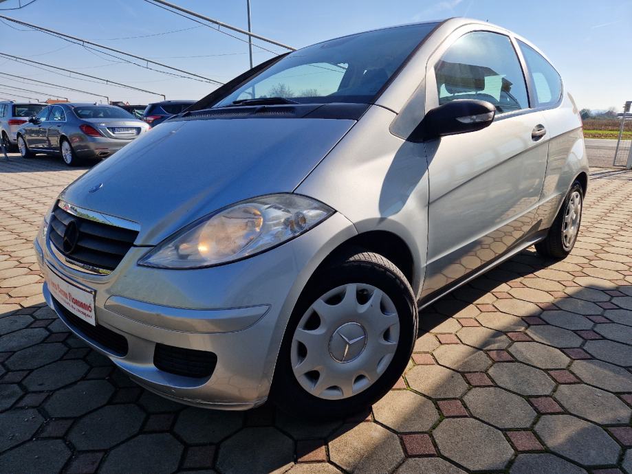 Mercedes A-150 benzin 2006.,reg:9.12.2024.,KLIMA, SERVISNA, PUTNO RAČ