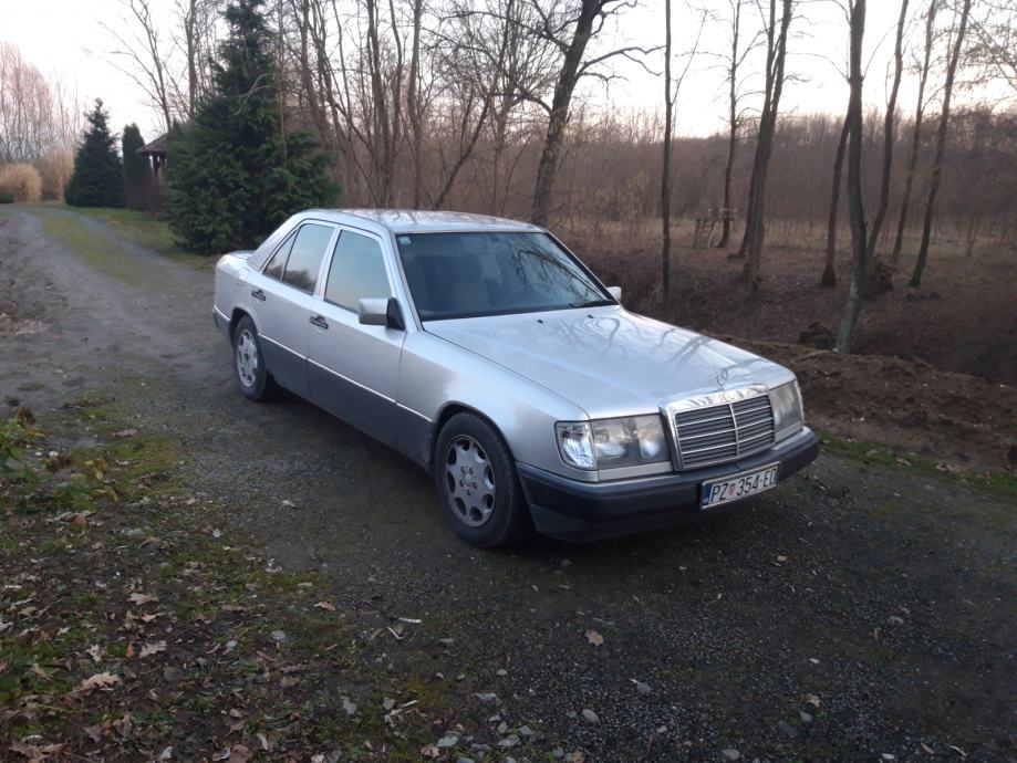 Mercedes-Benz 124 220