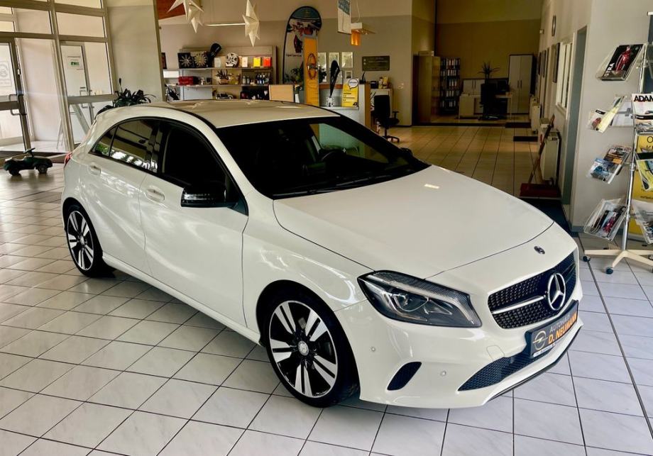 Mercedes-Benz  A200 AMG  Automatik / NAVI/ PDC/ LEASING/ GARANCIJA