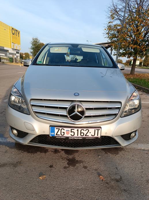 Mercedes B-klasa 160 CDI, kao novi, navigacija i dr. 9.999 eu.