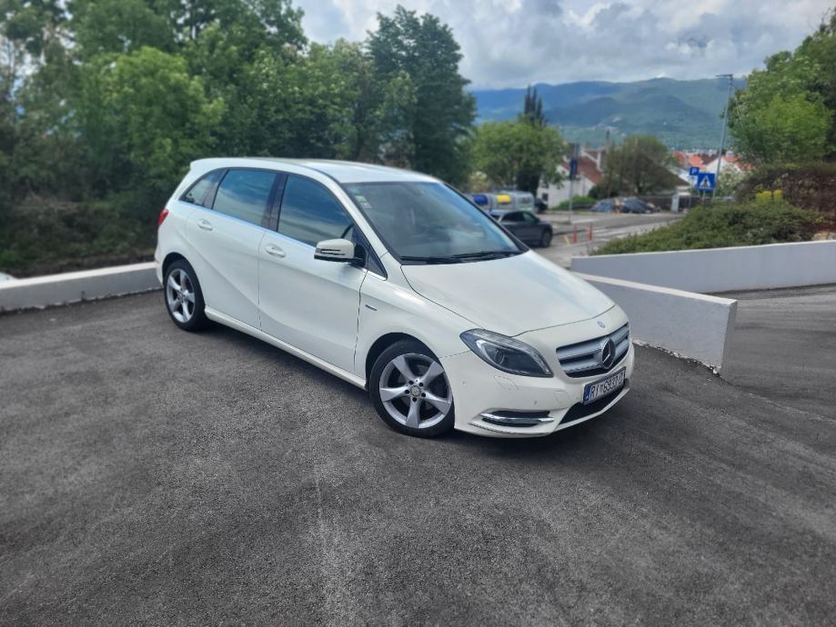 Mercedes-Benz B-klasa 180 CDI SPORT-LINE  BLUE EFFICIENCI