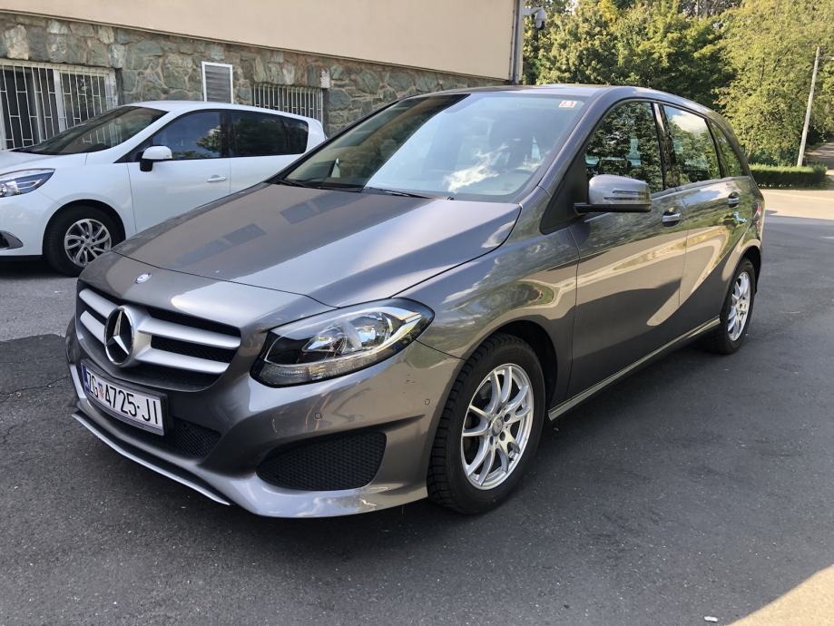 Mercedes-Benz B-klasa 180,80 Kw,105 Tisuća Km,ručni Mjenjač 6 Brzina ...