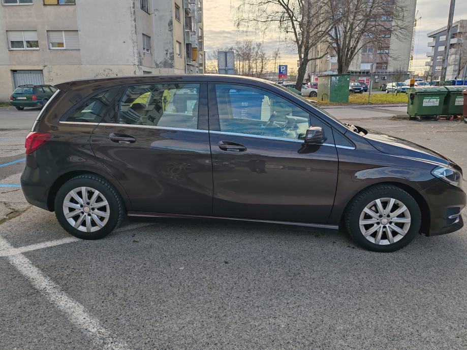 Mercedes-Benz B-klasa 200