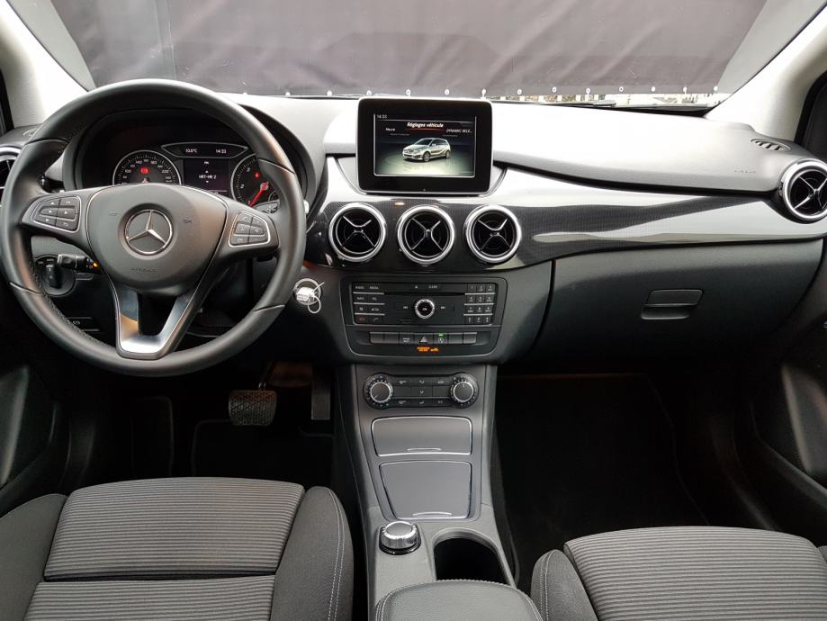 Mercedes-Benz B-klasa B 180 Aut., 2016 God.