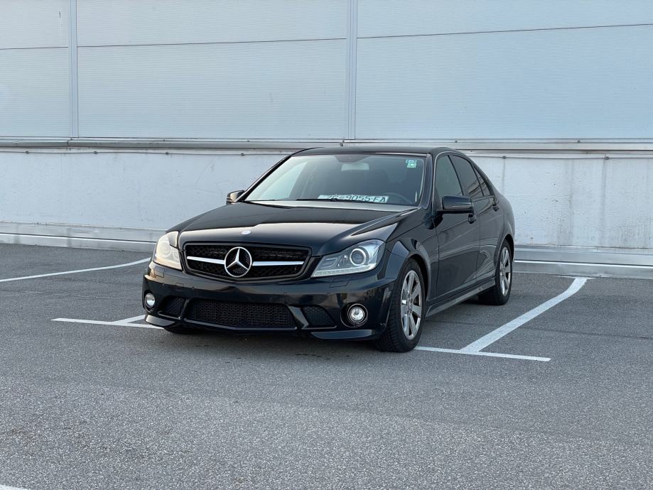 Mercedes-Benz C 220 CDI BlueEFFICIENCY automatic C63 AMG look