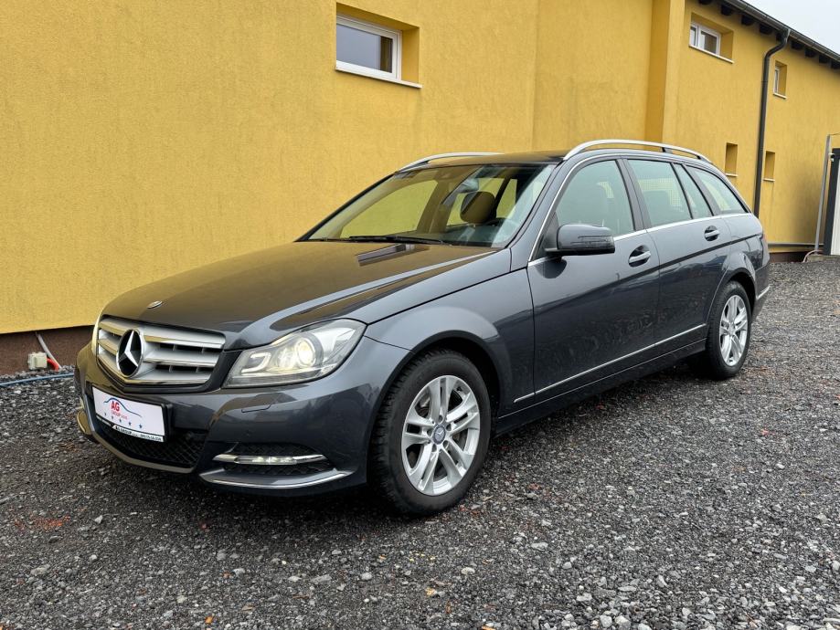 Mercedes-Benz C-klasa 220 CDI,Avangard,Full oprema,Regan do 04/2025