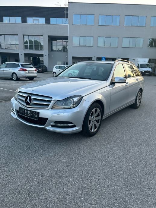 Mercedes Benz C Klasa T Model God