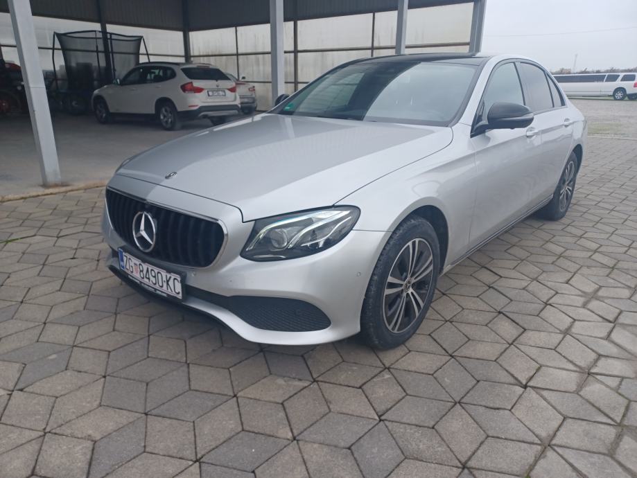 Mercedes-Benz E 220d automatik * REG GODINU DANA * GARANCIJA * KASKO *