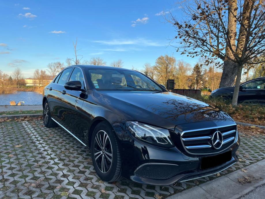 Mercedes-Benz E-klasa E 220 d Avantgarde  AMG in-out, SPORT line