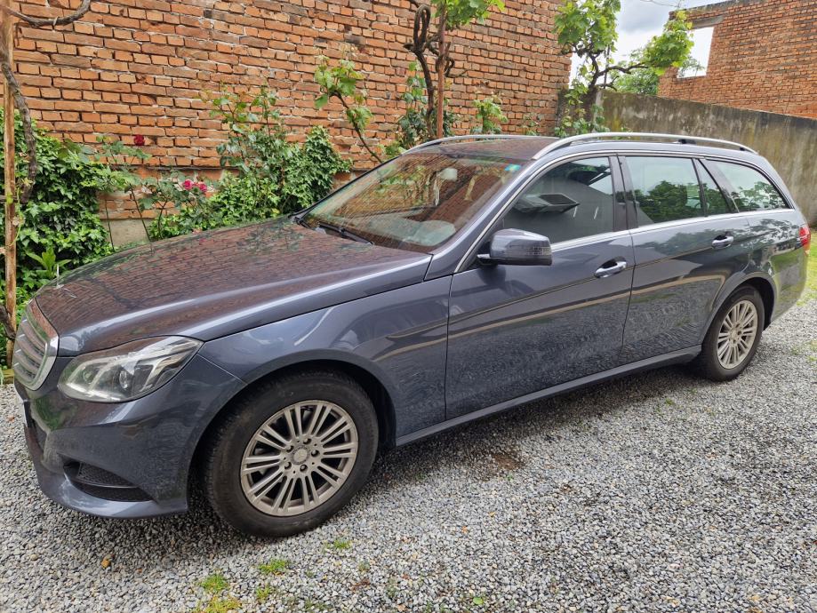 Mercedes Benz E Klasa T Model Cdi T God