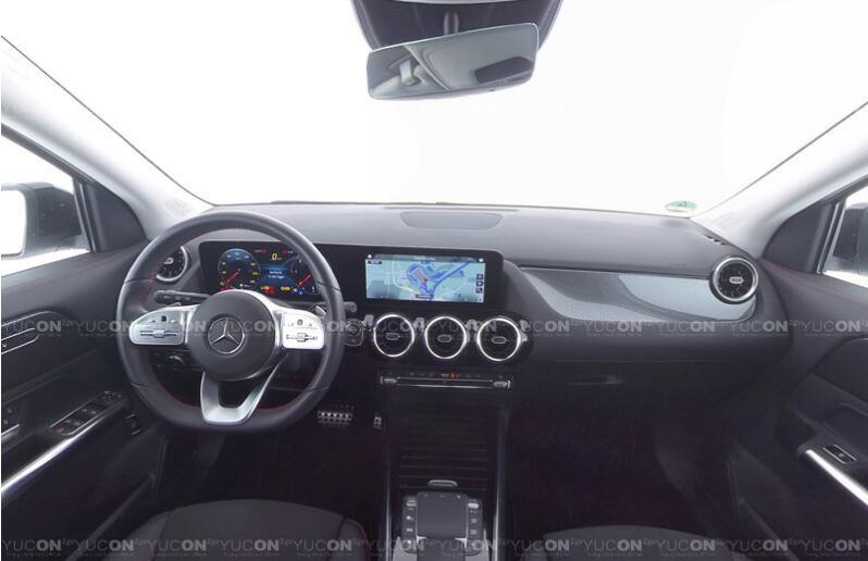 Mercedes Benz Gla 200 D Amg Line Night Paket Pano Distronic 2021 God