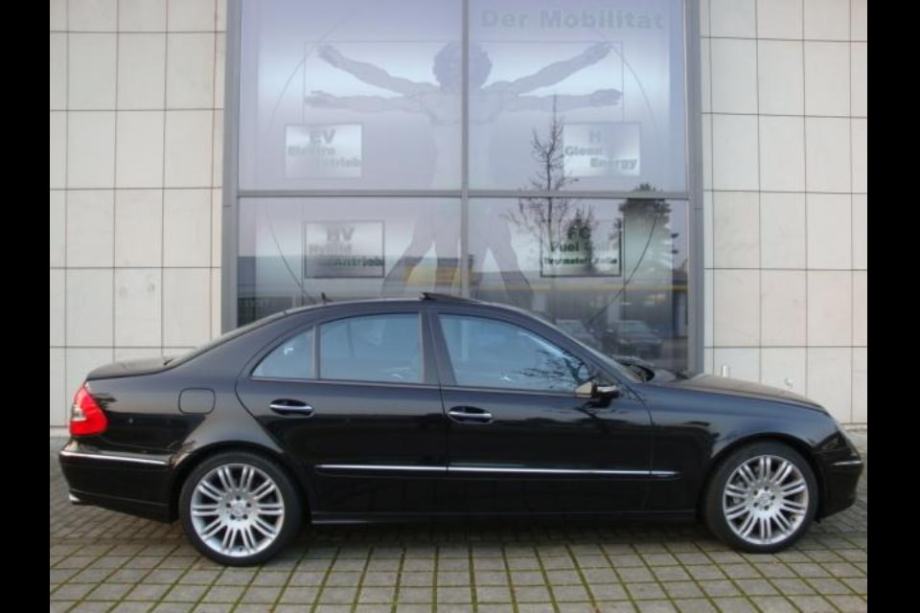 Mercedes E Klasa 320 Cdi Avantgarde Sport 7g Tronic 2007 God