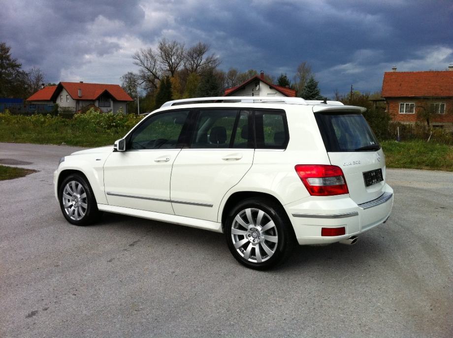 Мерседес бенц glk 200