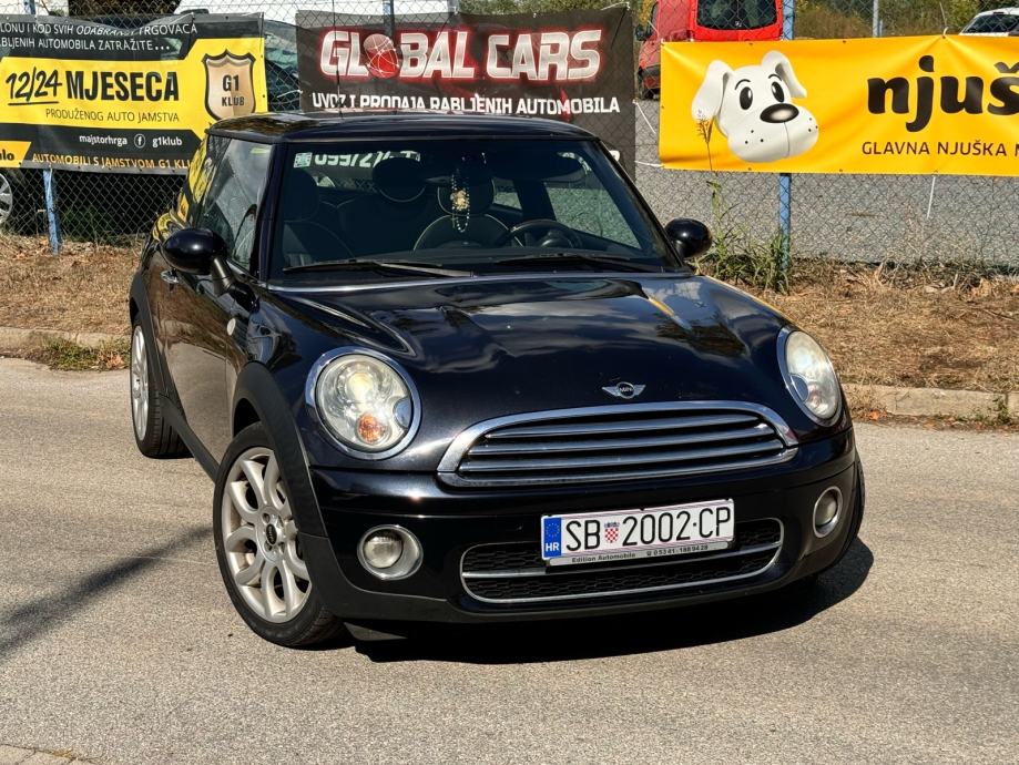 MINI Cooper Cooper D