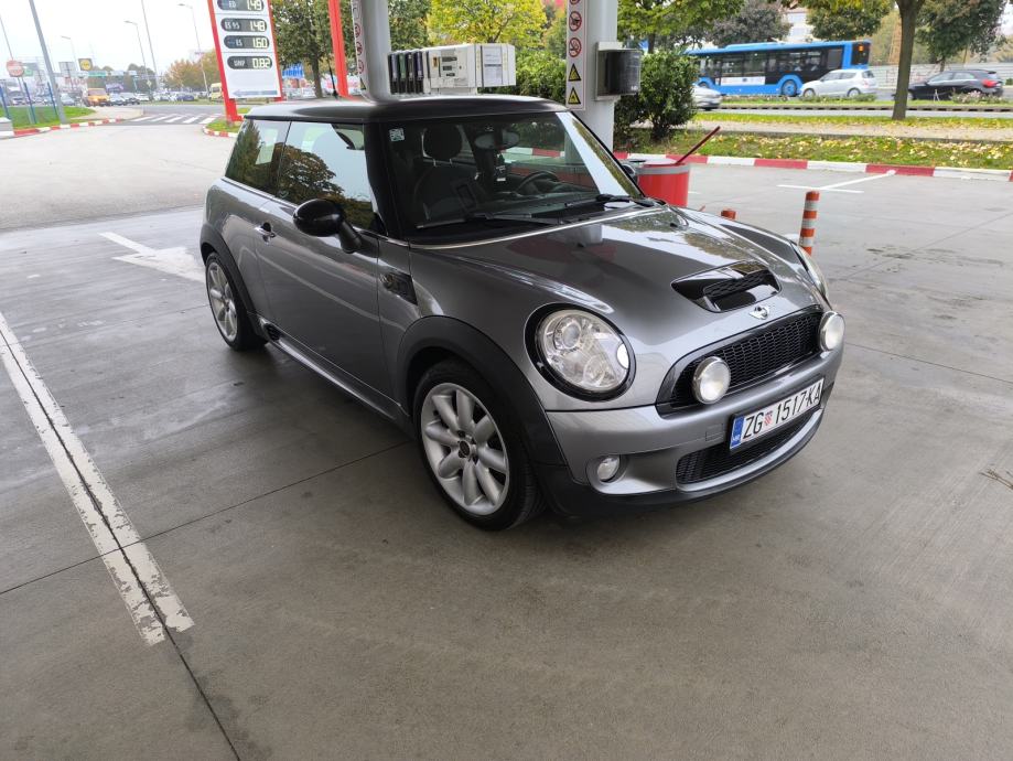 MINI Cooper S John Works edition