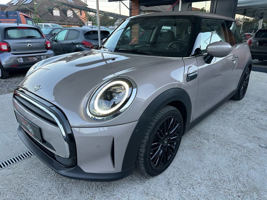 MINI One 1.5 Sport / 1. Vlasnik / Jamstvo na km! / Leasing