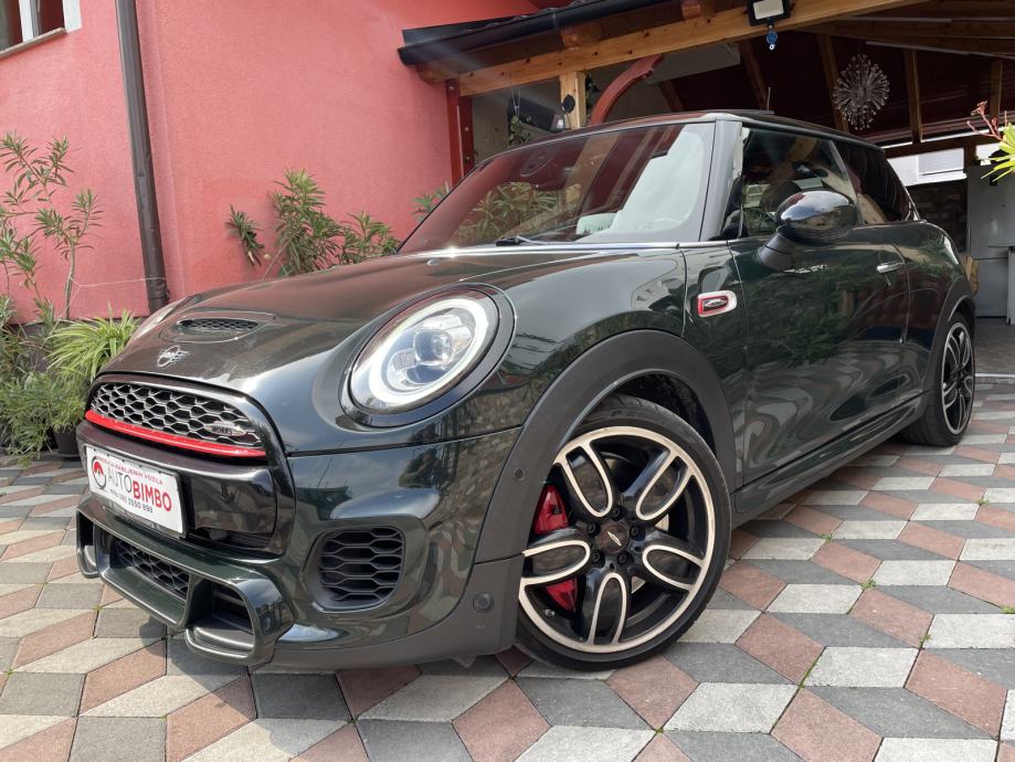 MINI ONE MINI 2,0 170KW JOHN COOPER WORKS KAO NOVO CIJENA 26,700€!!!