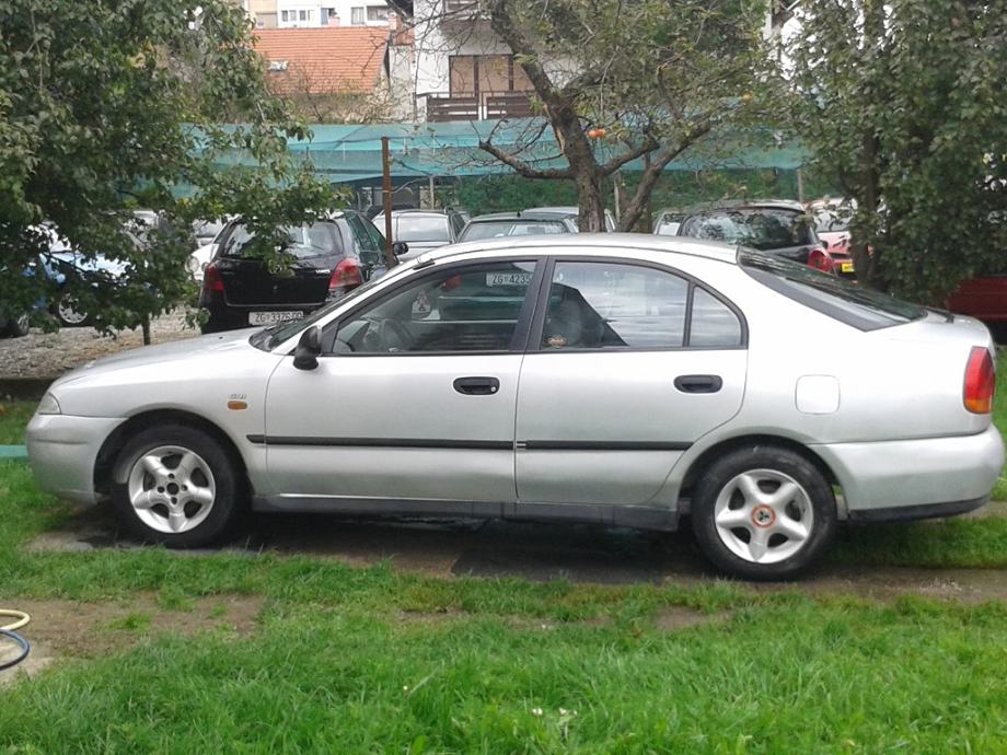 Mitsubishi carisma 1 8