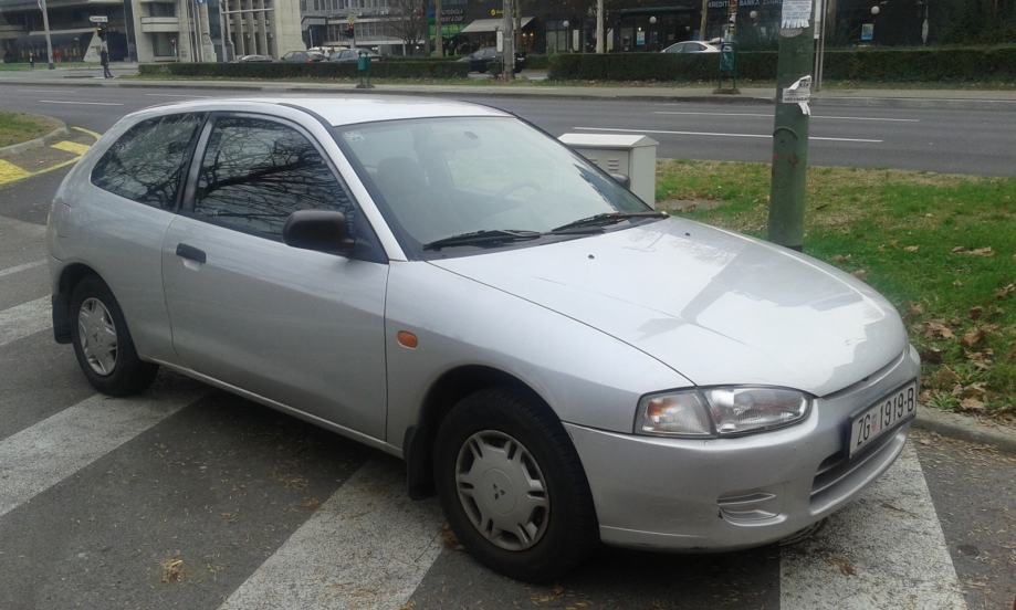 Mitsubishi colt 1997