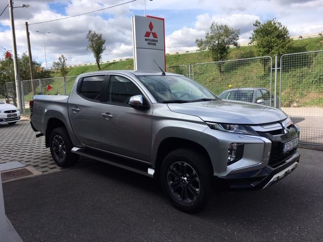 Mitsubishi l200 intense