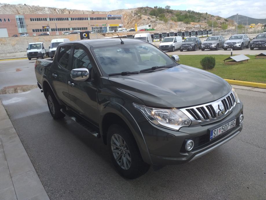 Mitsubishi l200 intense