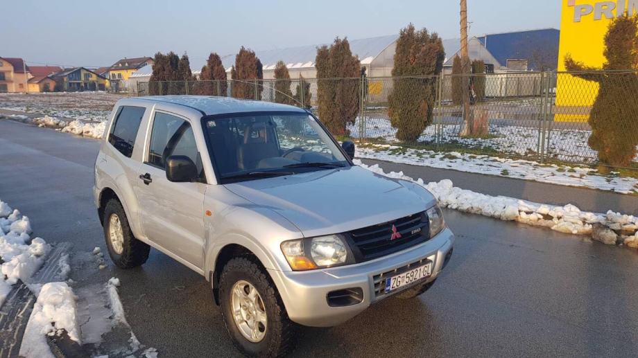 Mitsubishi pajero 3 2001