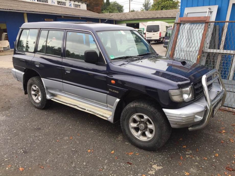 Mitsubishi Pajero 3000 intercooler V20