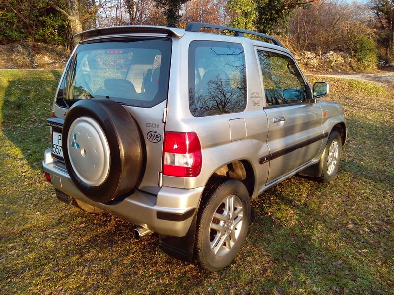 Mitsubishi pajero pinin 2004