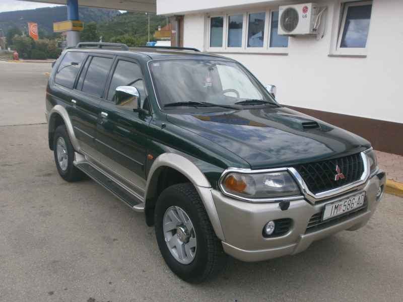 Mitsubishi pajero sport 2001