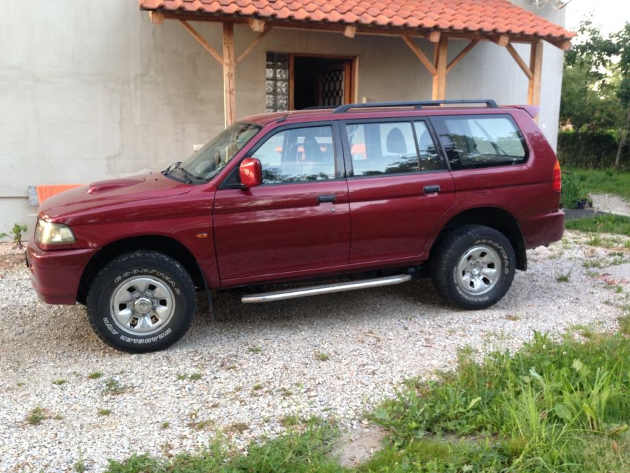 Mitsubishi pajero sport 1999