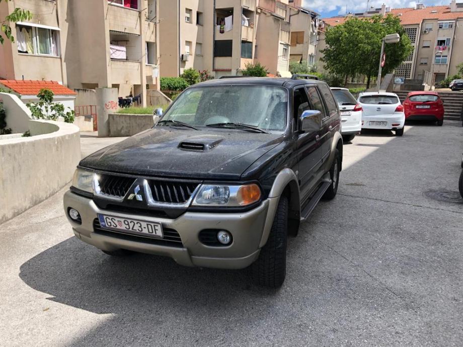 Mitsubishi pajero sport 2006