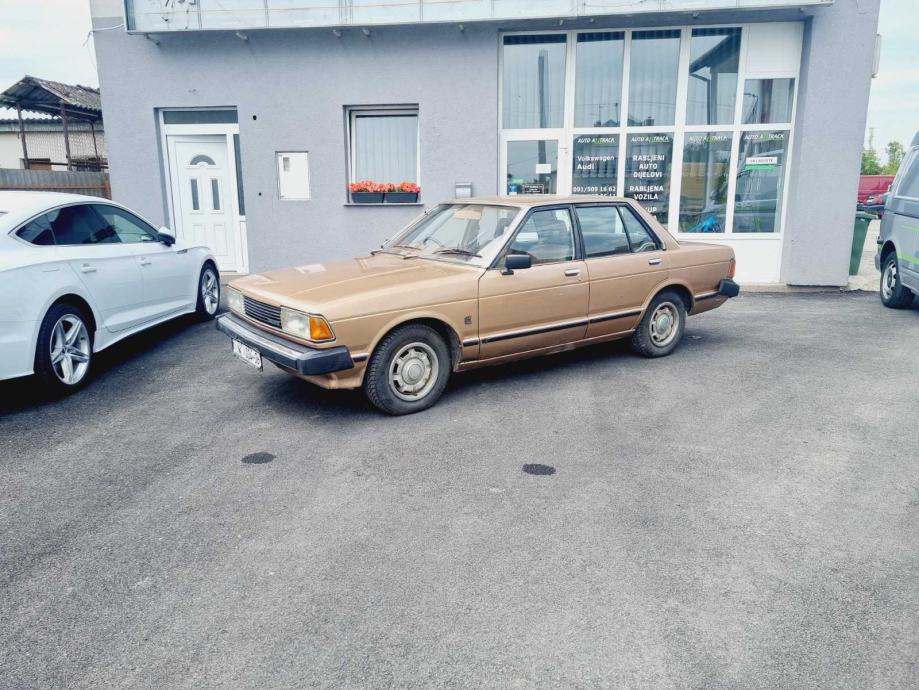 Nissan Bluebird Datsun 1982.