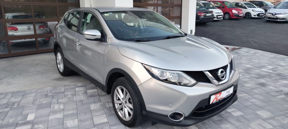 Nissan Qashqai 1,5 dCi Tekkna ,kamera,navigacija,klima