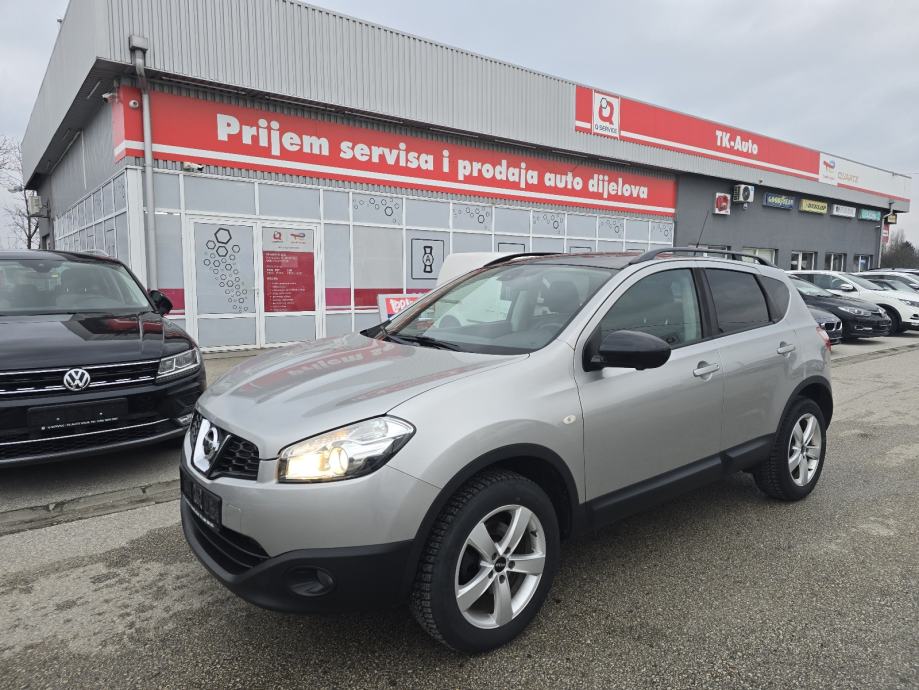 Nissan Qashqai 1,6dCi 360